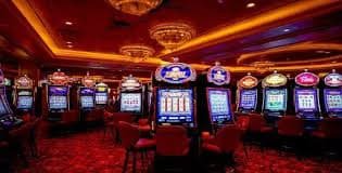 User menikmati aplikasi mawartoto sportsbook dan kasino via ponsel Android dengan koneksi cepat